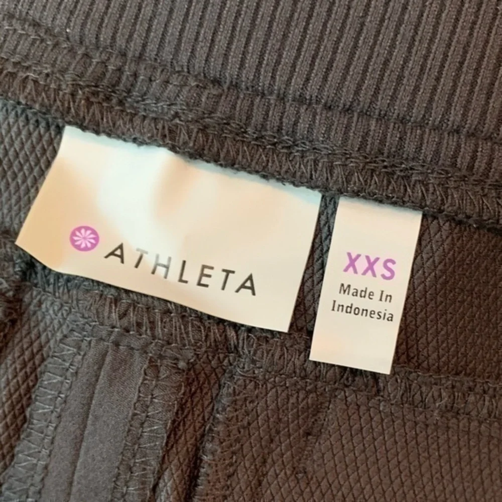 Athleta | Black Skirt
